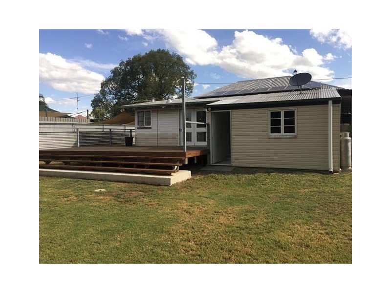 63 Chrystal Street, Roma QLD 4455