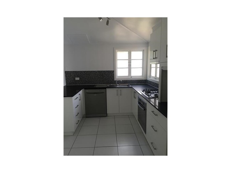 63 Chrystal Street, Roma QLD 4455