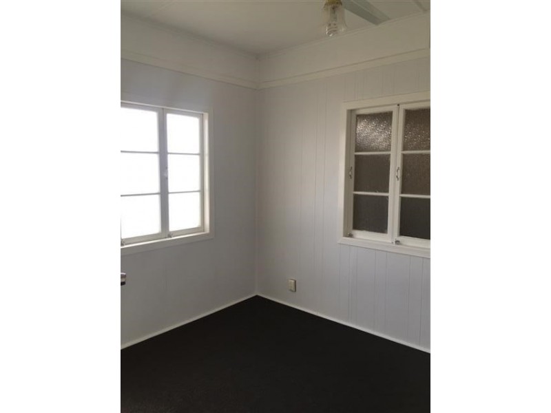 63 Chrystal Street, Roma QLD 4455