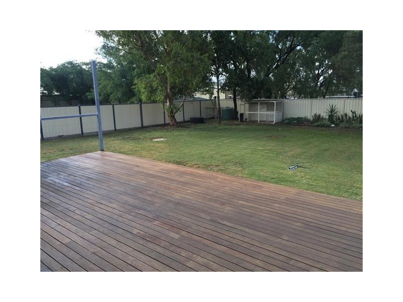 63 Chrystal Street, Roma QLD 4455