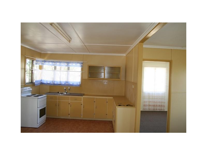 43 Foott Street, Roma QLD 4455