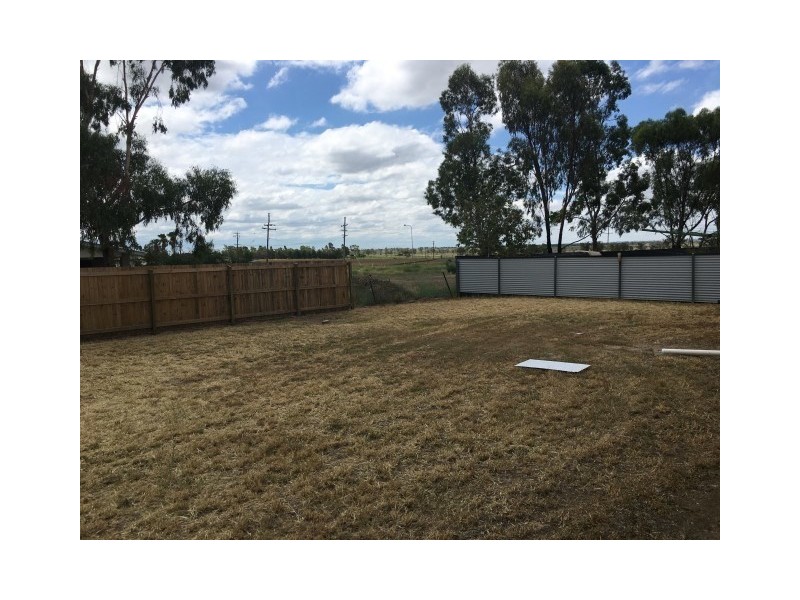 5 Karalee Court, Roma QLD 4455