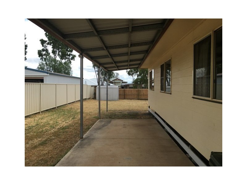 5 Karalee Court, Roma QLD 4455