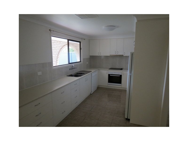 22 Wright Street, Roma QLD 4455