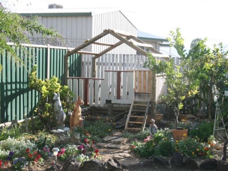 14 Rosedale Close, Roma QLD 4455