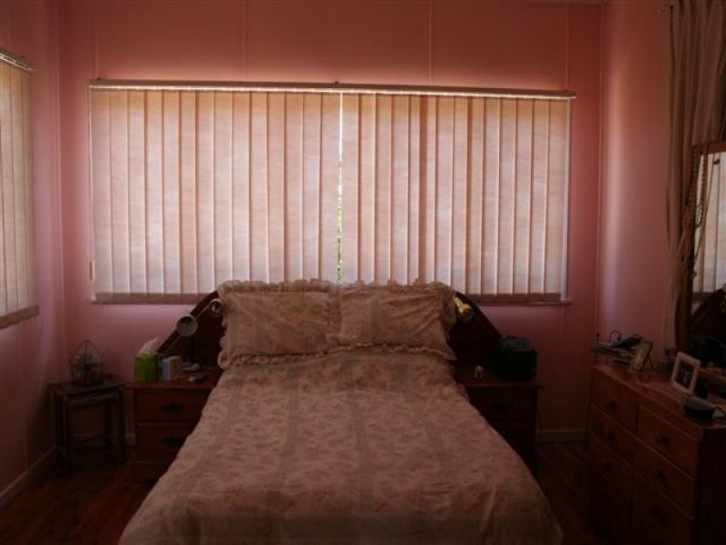 11 Albert Street, Roma QLD 4455