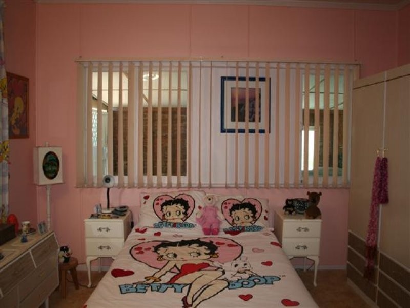 11 Albert Street, Roma QLD 4455