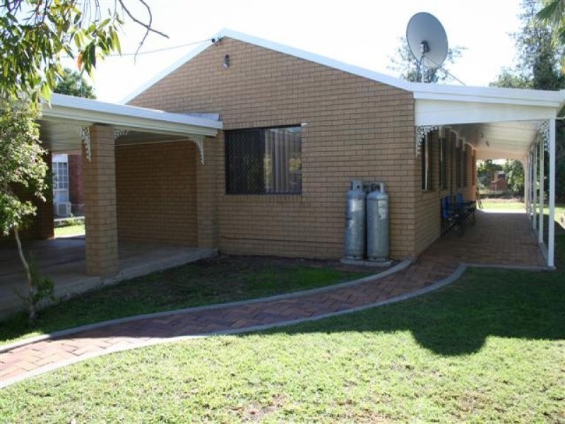 21 Alexander Avenue, Roma QLD 4455