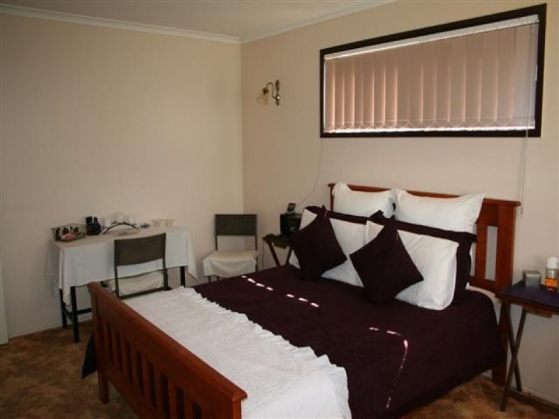 21 Alexander Avenue, Roma QLD 4455