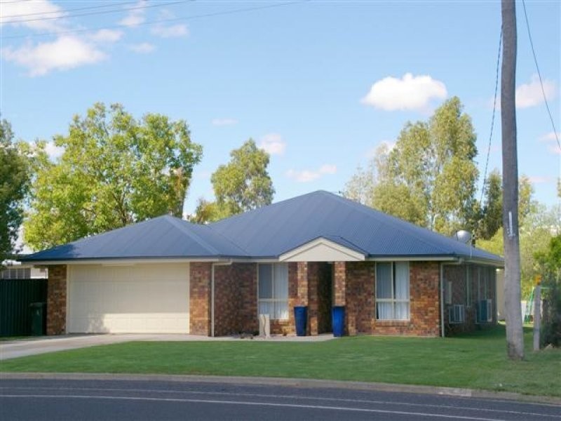 34 Lovell Street, Roma QLD 4455