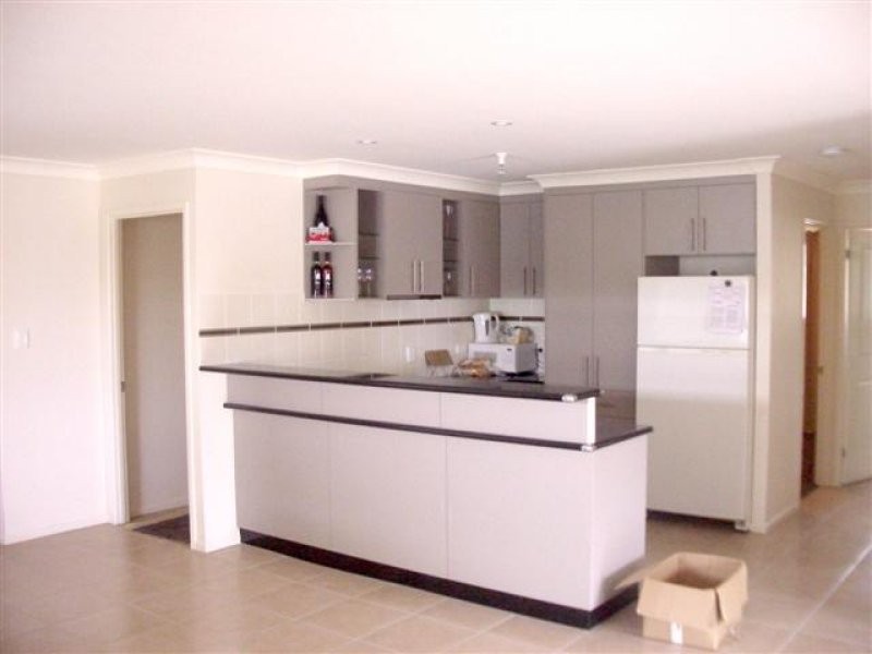 34 Lovell Street, Roma QLD 4455