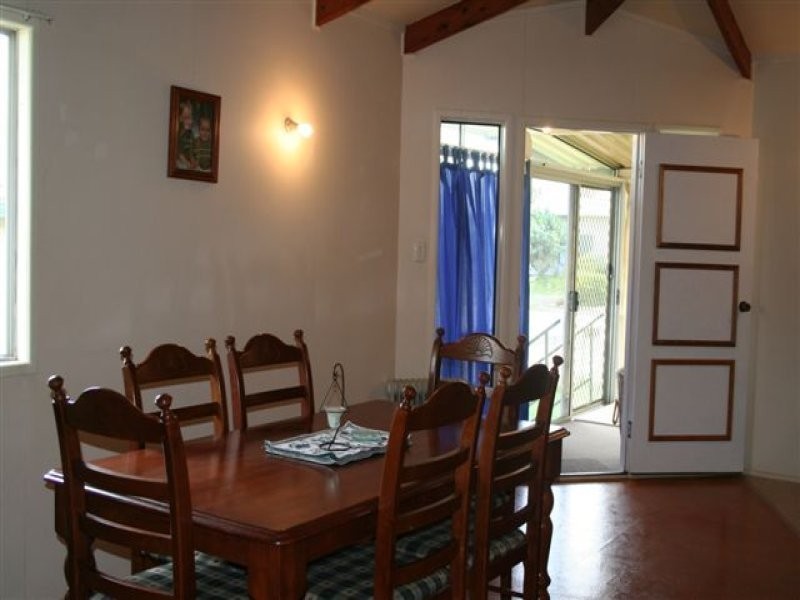 103 Currey Street, Roma QLD 4455