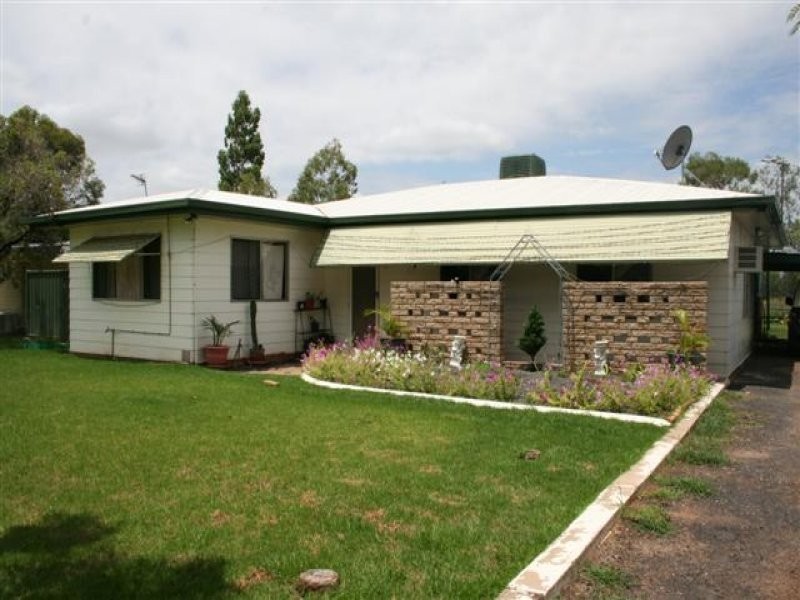 8 Borland Street, Roma QLD 4455