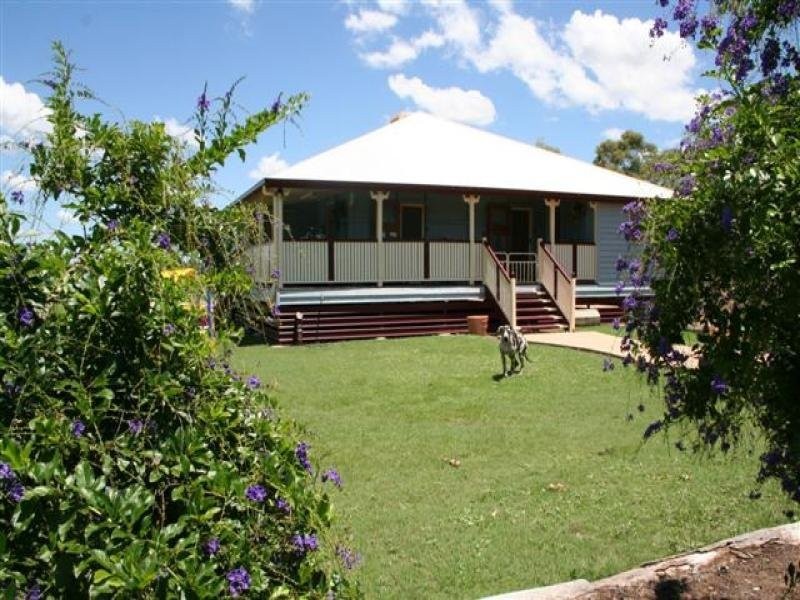 16-18 Derry Street, Roma QLD 4455