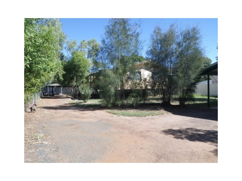 11 Tiffin Street, Roma QLD 4455