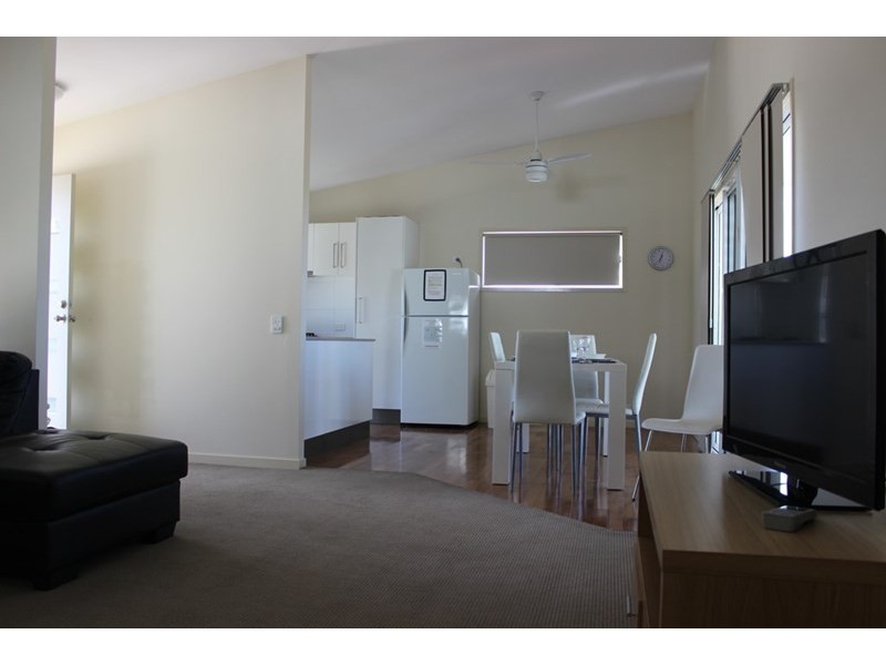 5/2 Harms Street, Roma QLD 4455