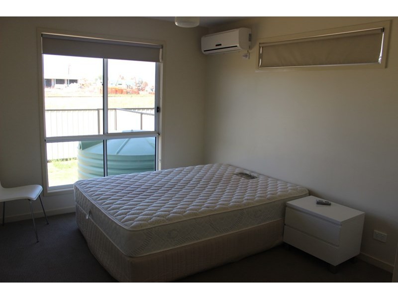 5/2 Harms Street, Roma QLD 4455