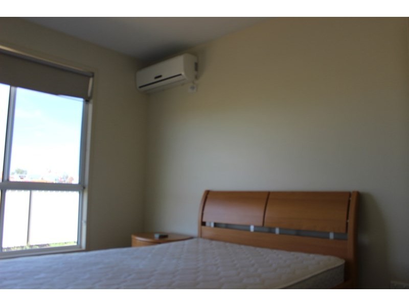 5/2 Harms Street, Roma QLD 4455