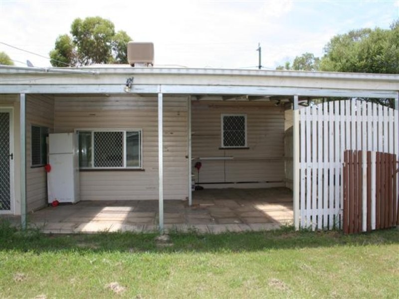 84 Miscamble Street, Roma QLD 4455