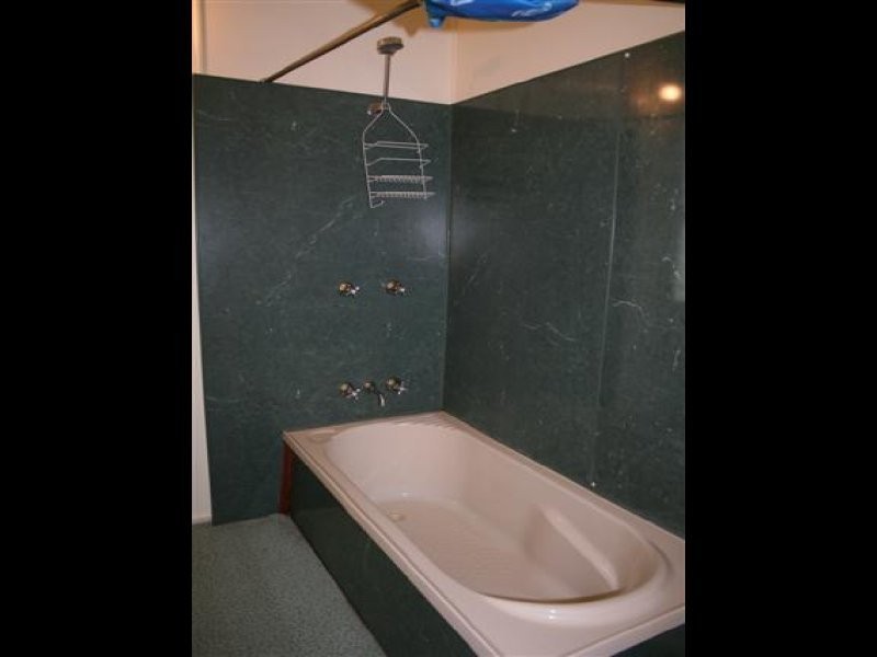 7 Lovell Street, Roma QLD 4455