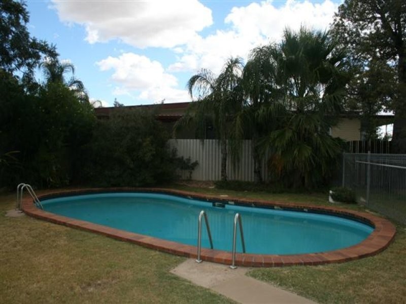 1 Prince Street, Roma QLD 4455