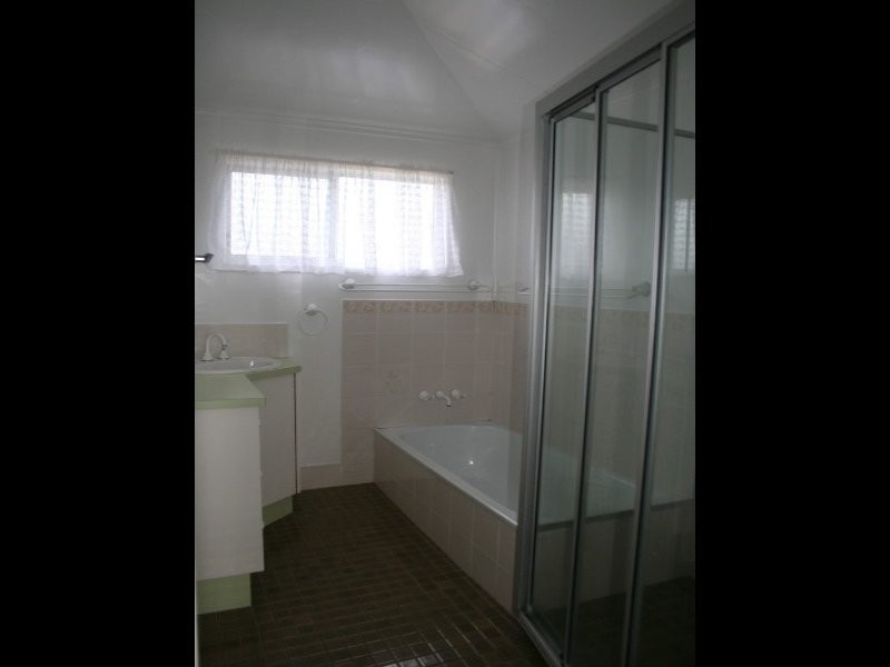 1 Prince Street, Roma QLD 4455