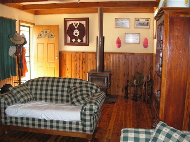 13 Alex Parade, Roma QLD 4455