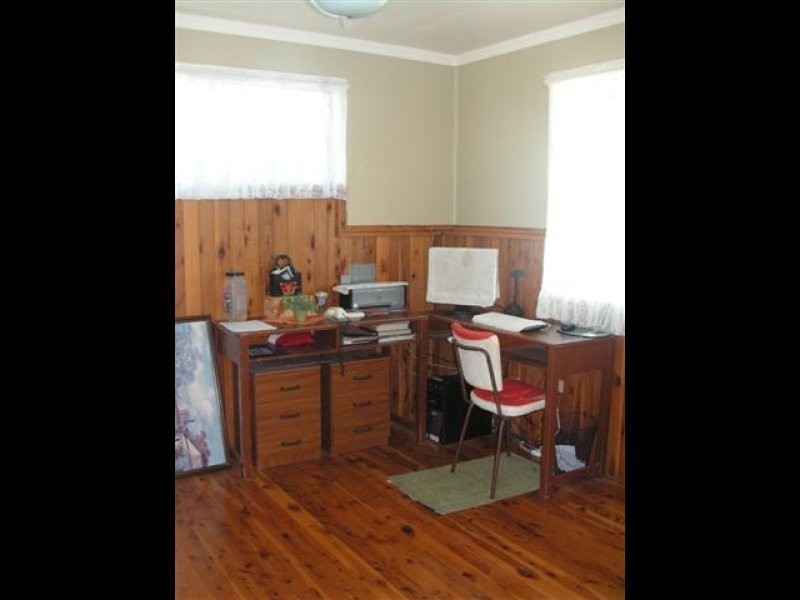 13 Alex Parade, Roma QLD 4455