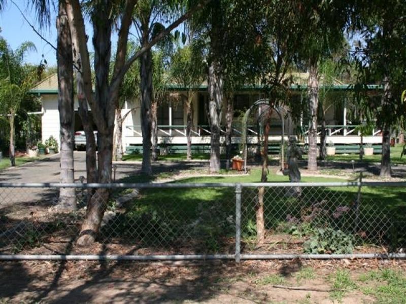 134 Northern Road, Roma QLD 4455