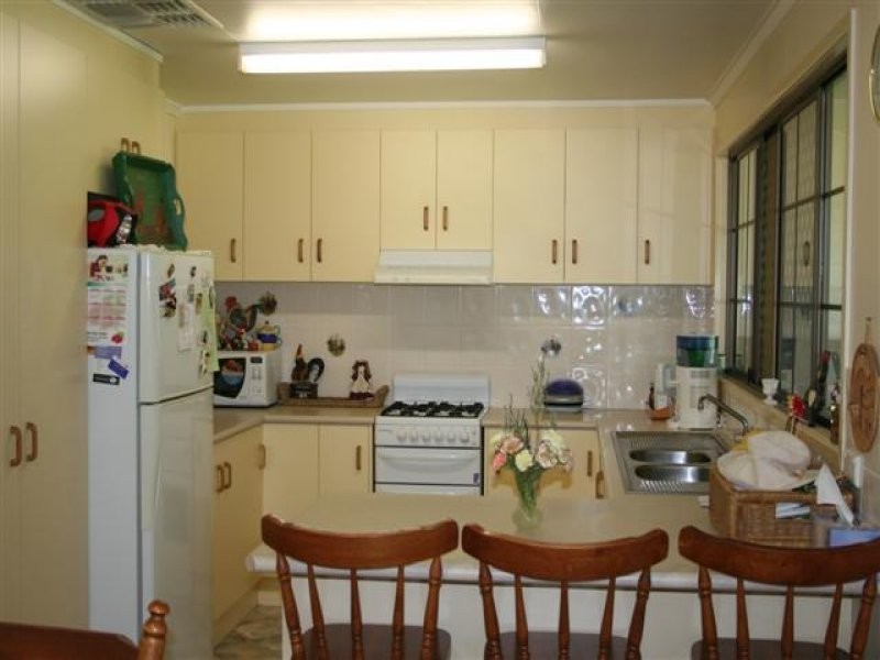 134 Northern Road, Roma QLD 4455