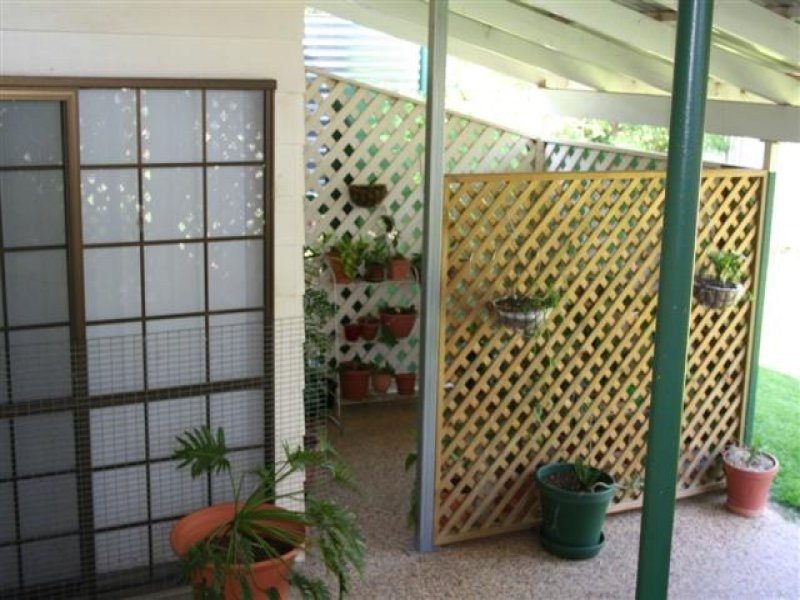 134 Northern Road, Roma QLD 4455