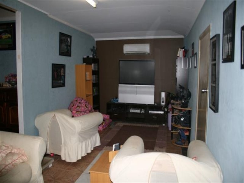 18 Crawford Street, Roma QLD 4455