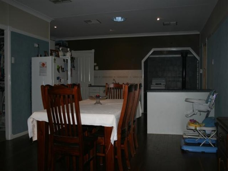 18 Crawford Street, Roma QLD 4455