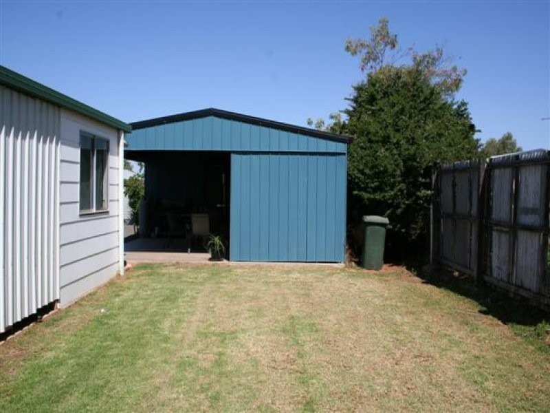6 Mullavey Street, Roma QLD 4455