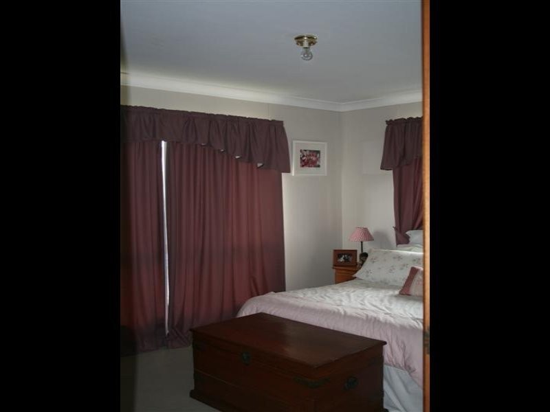 117 Miscamble Street, Roma QLD 4455