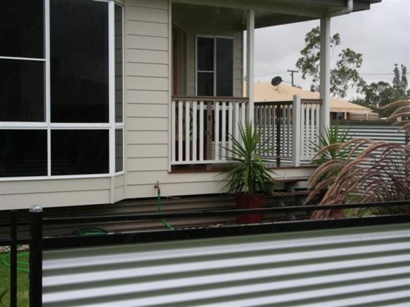 5 Harms Street, Roma QLD 4455