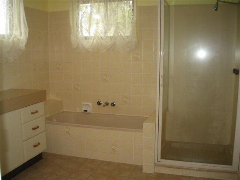 7 Everingham Avenue, Roma QLD 4455