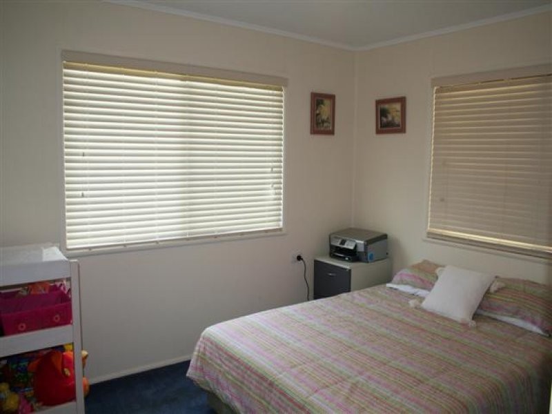 69 Currey Street, Roma QLD 4455