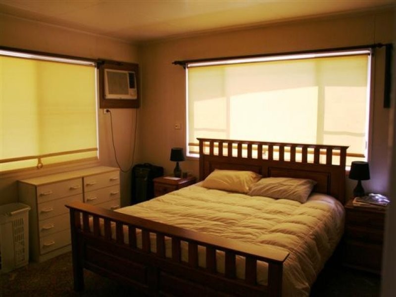 26 Northern Road, Roma QLD 4455