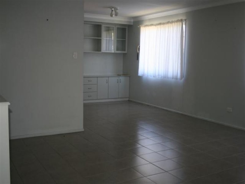 25 Alexander Avenue, Roma QLD 4455