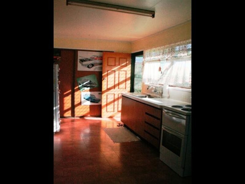 3 Elmer Street, Roma QLD 4455