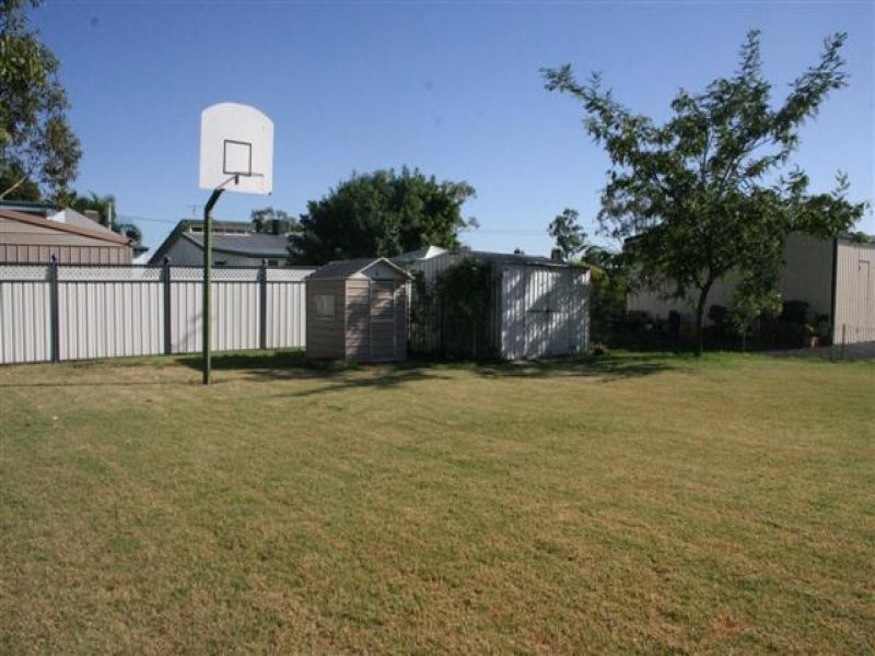 3 Elmer Street, Roma QLD 4455