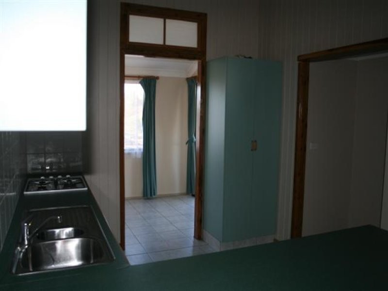 22 Albert Street, Roma QLD 4455