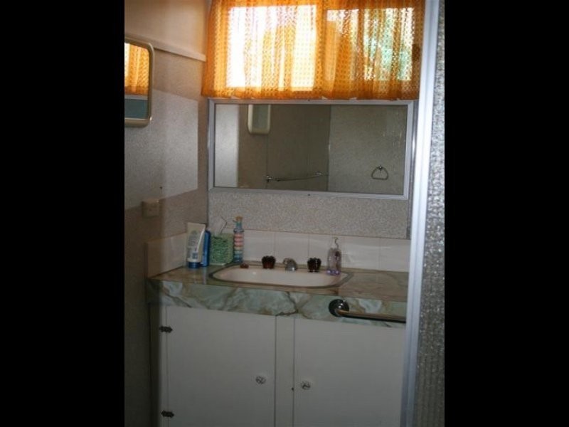 19 Elmer Street, Roma QLD 4455