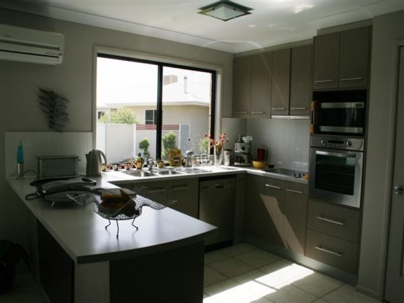 3 Norman Court, Roma QLD 4455