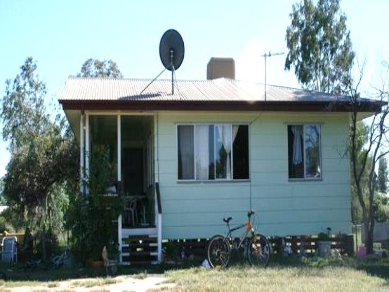 31 Elmer Street, Roma QLD 4455