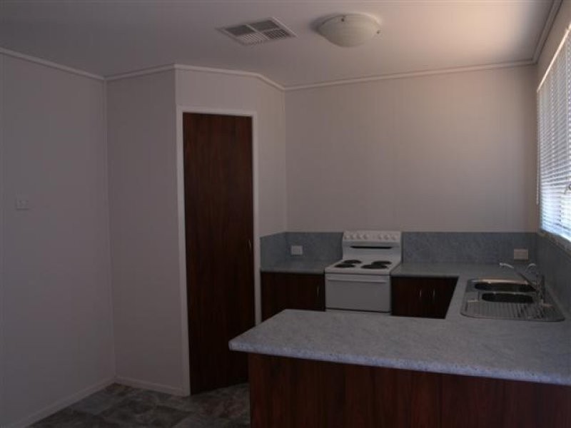 39 Ivy Street, Roma QLD 4455