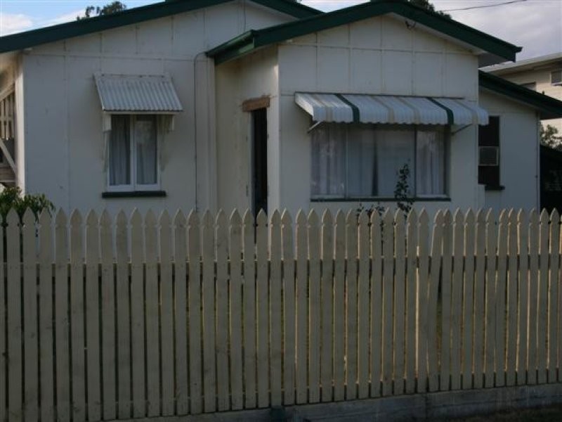 129 Miscamble Street, Roma QLD 4455