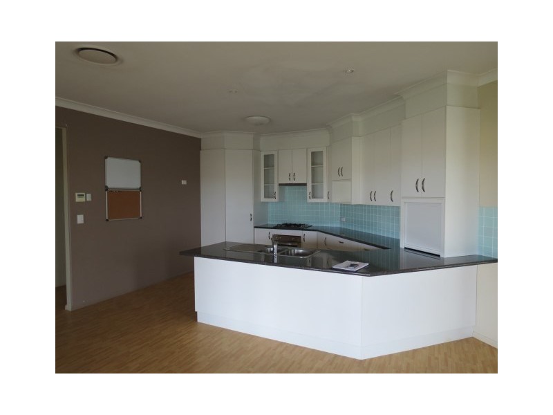 39 Robusta Drive, Roma QLD 4455