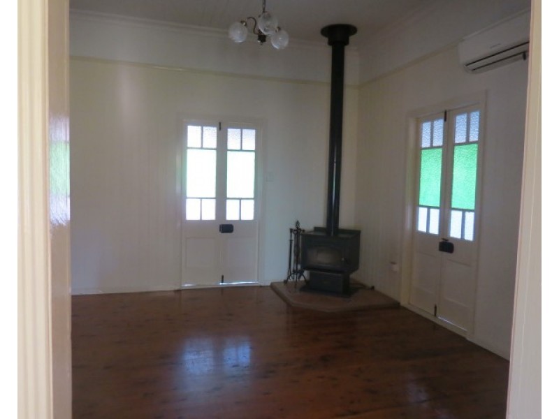 84 Quintin Street, Roma QLD 4455